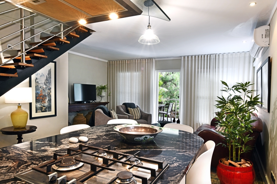 7 Bedroom Property for Sale in Franschhoek Western Cape